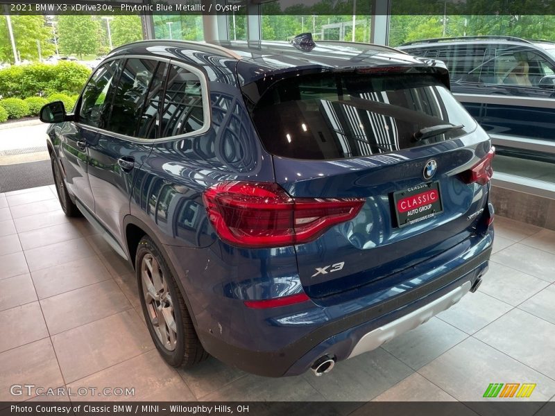 Phytonic Blue Metallic / Oyster 2021 BMW X3 xDrive30e