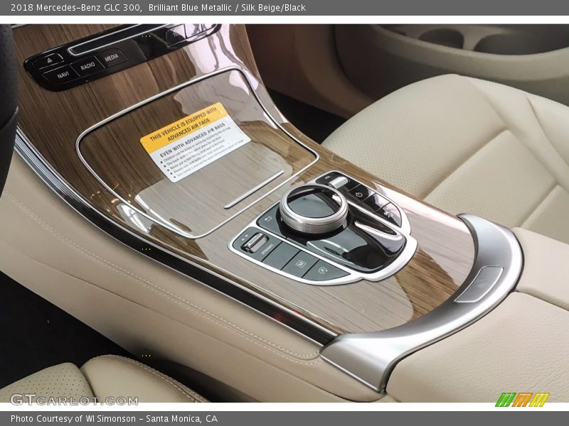 Brilliant Blue Metallic / Silk Beige/Black 2018 Mercedes-Benz GLC 300