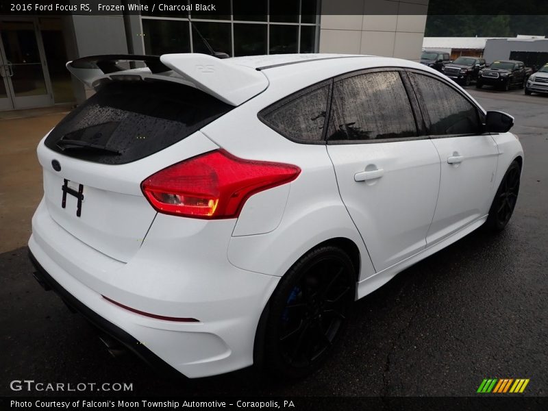 Frozen White / Charcoal Black 2016 Ford Focus RS