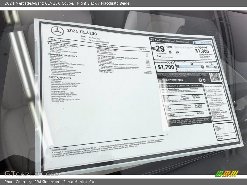 Night Black / Macchiato Beige 2021 Mercedes-Benz CLA 250 Coupe