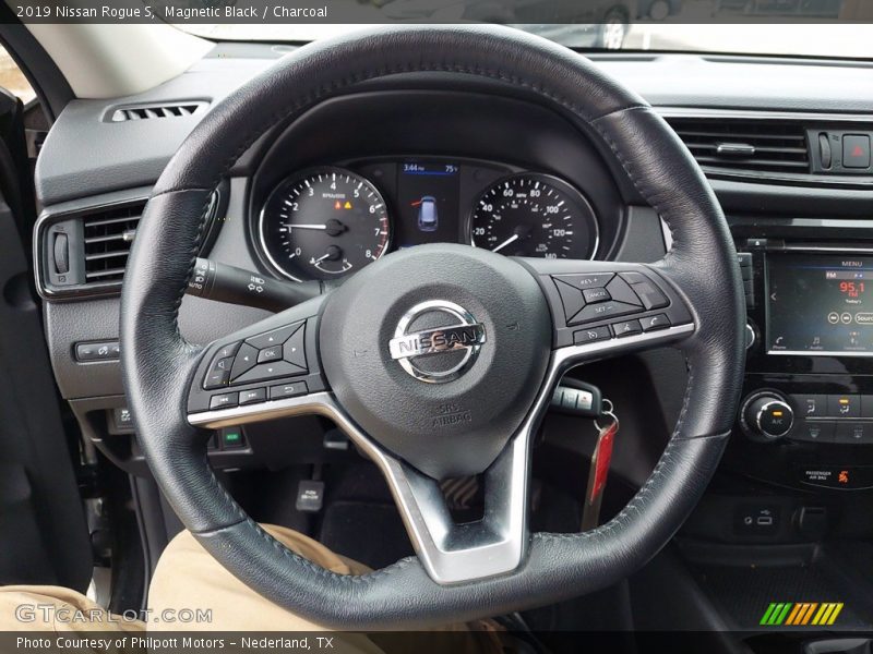  2019 Rogue S Steering Wheel
