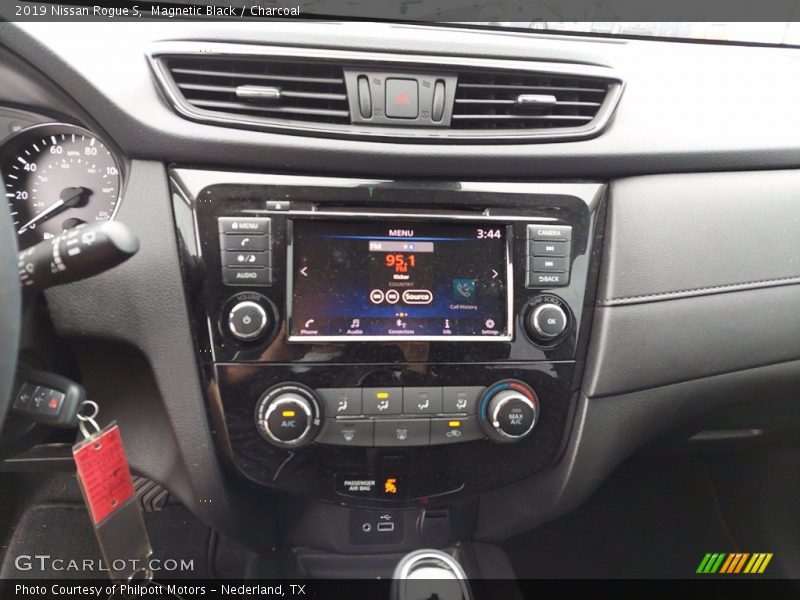 Controls of 2019 Rogue S