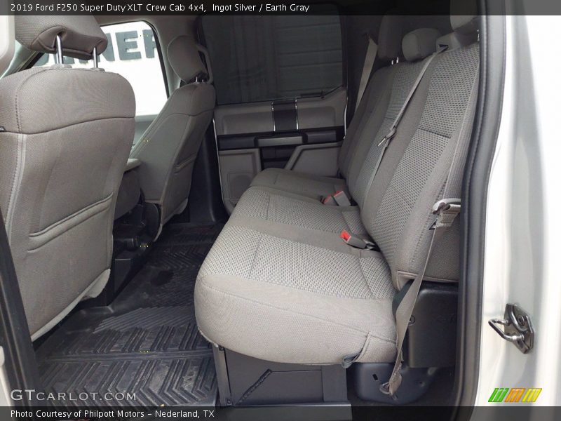 Ingot Silver / Earth Gray 2019 Ford F250 Super Duty XLT Crew Cab 4x4