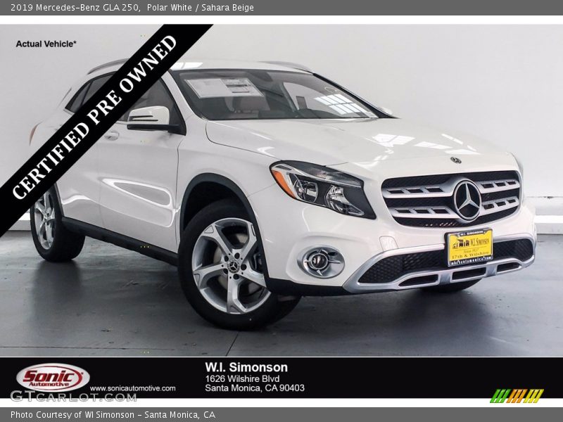 Polar White / Sahara Beige 2019 Mercedes-Benz GLA 250