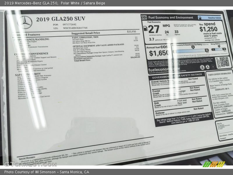 Polar White / Sahara Beige 2019 Mercedes-Benz GLA 250
