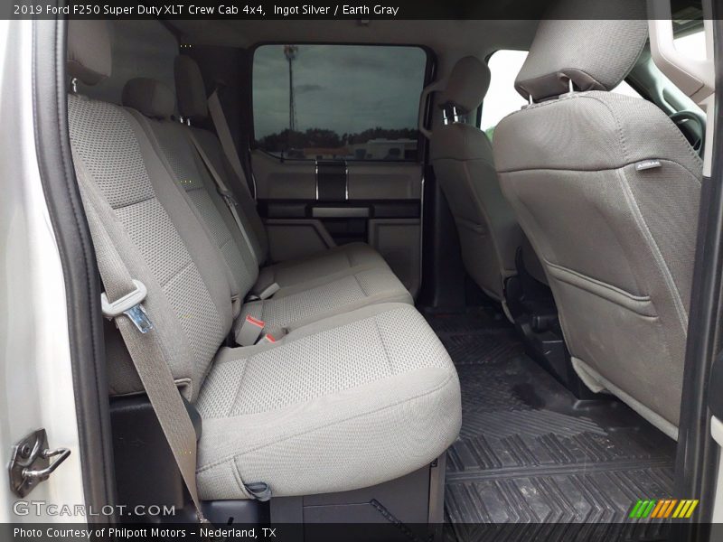 Ingot Silver / Earth Gray 2019 Ford F250 Super Duty XLT Crew Cab 4x4