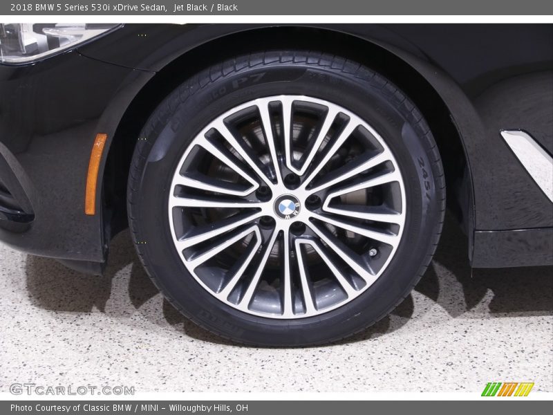 Jet Black / Black 2018 BMW 5 Series 530i xDrive Sedan