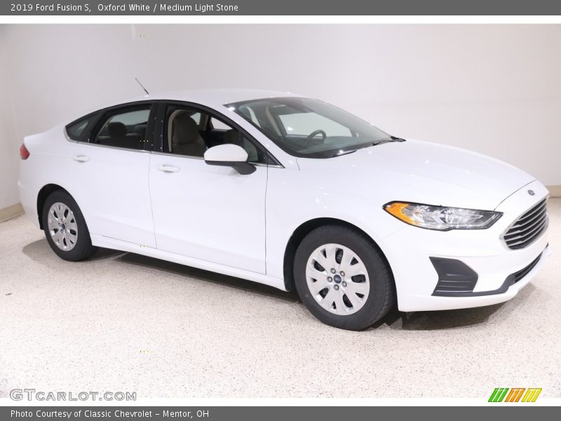 Oxford White / Medium Light Stone 2019 Ford Fusion S