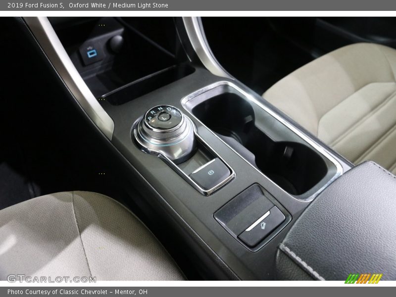 Oxford White / Medium Light Stone 2019 Ford Fusion S