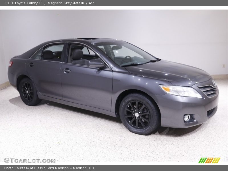Magnetic Gray Metallic / Ash 2011 Toyota Camry XLE