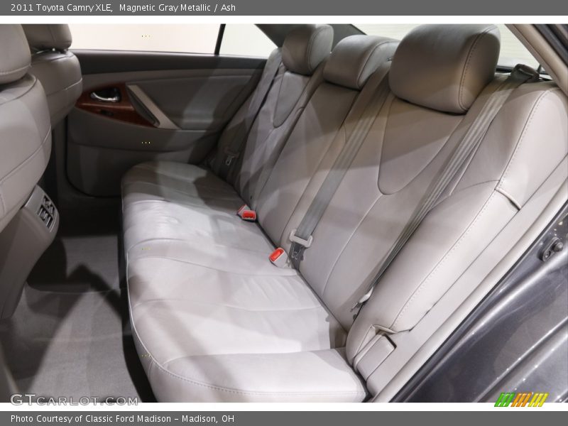 Magnetic Gray Metallic / Ash 2011 Toyota Camry XLE