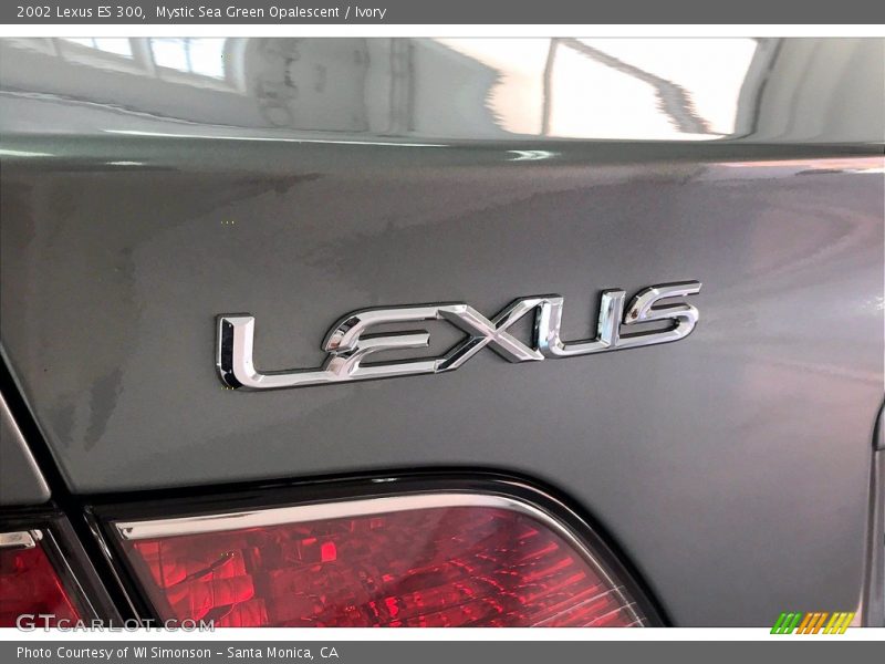 Mystic Sea Green Opalescent / Ivory 2002 Lexus ES 300
