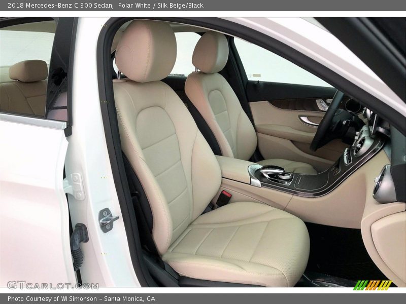 Polar White / Silk Beige/Black 2018 Mercedes-Benz C 300 Sedan