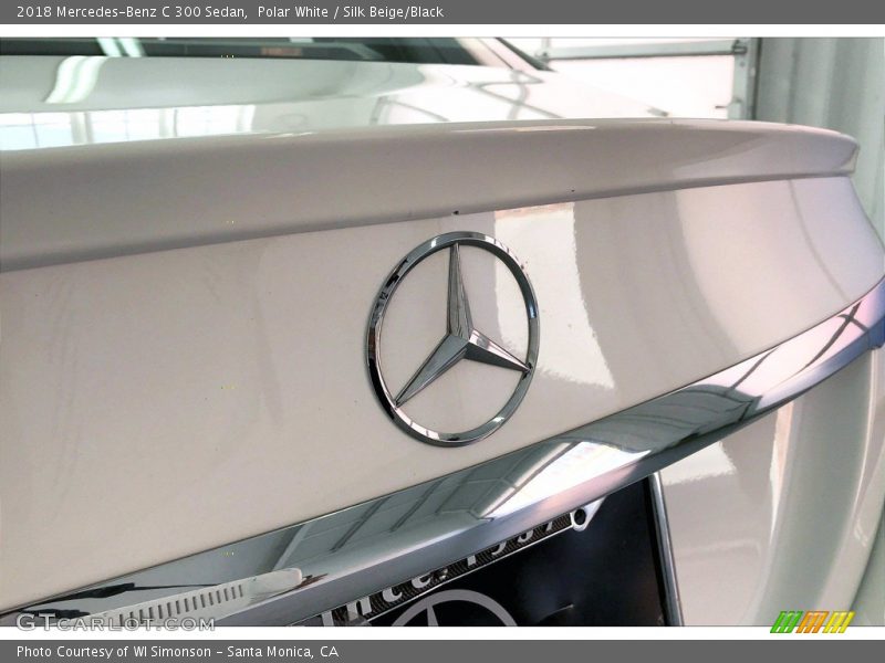 Polar White / Silk Beige/Black 2018 Mercedes-Benz C 300 Sedan