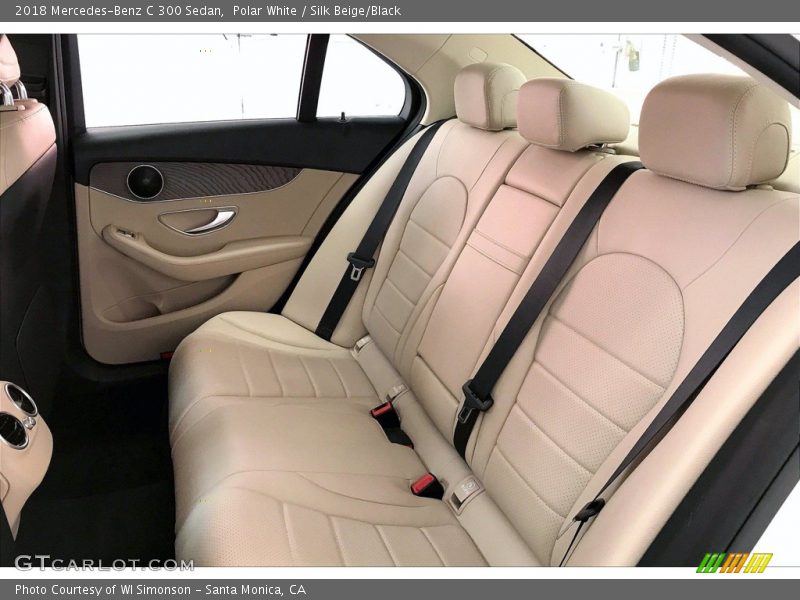 Polar White / Silk Beige/Black 2018 Mercedes-Benz C 300 Sedan