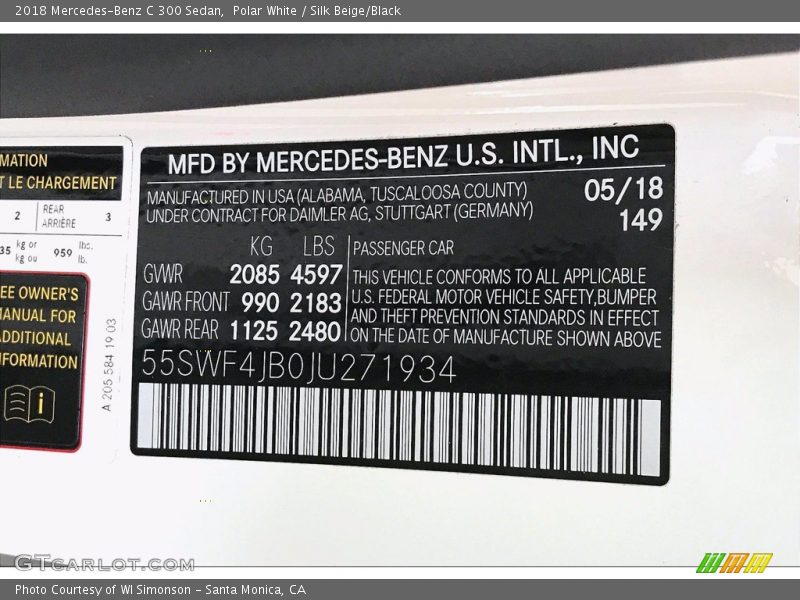 Polar White / Silk Beige/Black 2018 Mercedes-Benz C 300 Sedan