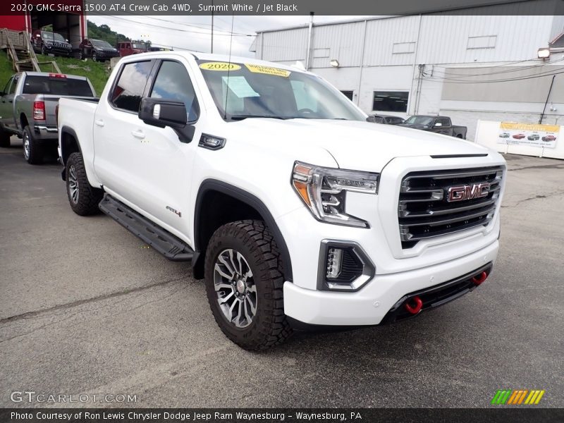 Summit White / Jet Black 2020 GMC Sierra 1500 AT4 Crew Cab 4WD