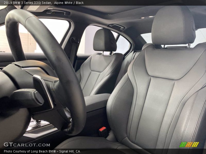 Alpine White / Black 2019 BMW 3 Series 330i Sedan