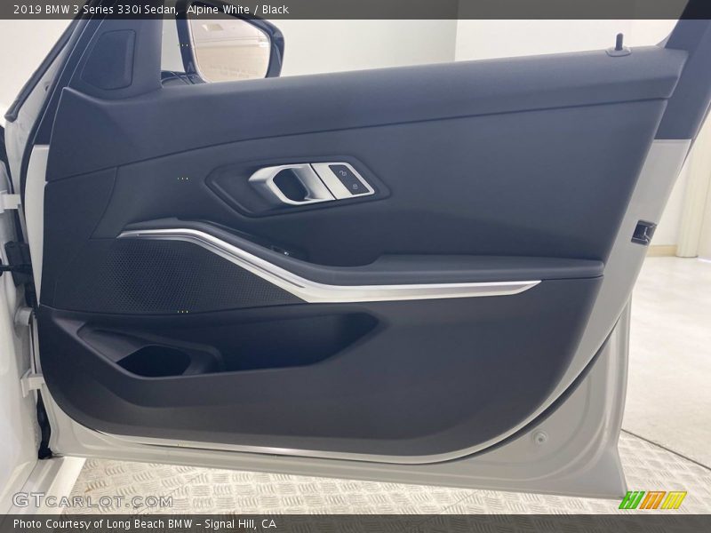 Alpine White / Black 2019 BMW 3 Series 330i Sedan