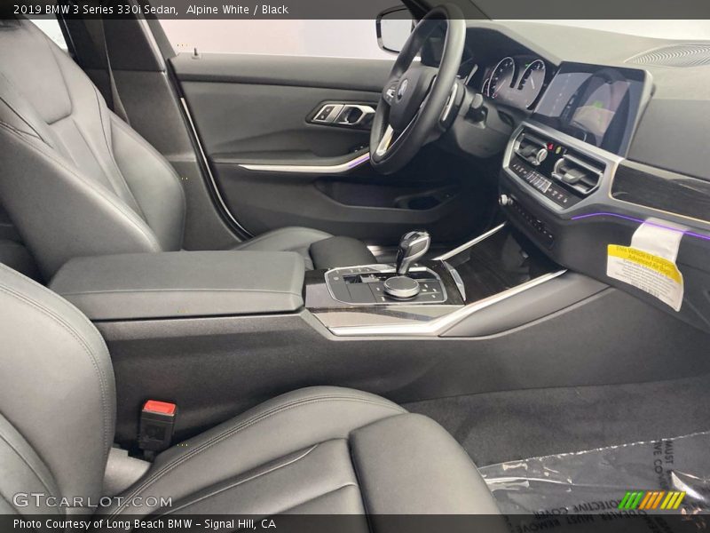Alpine White / Black 2019 BMW 3 Series 330i Sedan