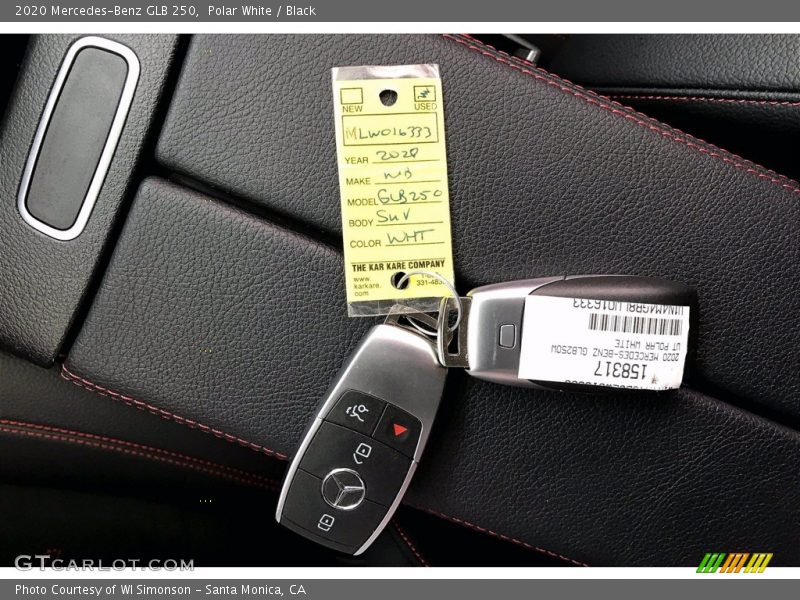 Polar White / Black 2020 Mercedes-Benz GLB 250