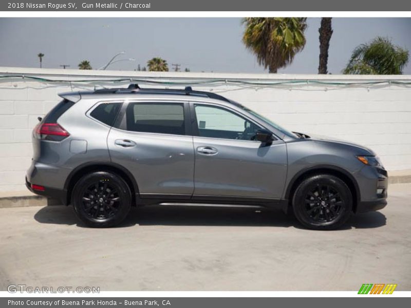Gun Metallic / Charcoal 2018 Nissan Rogue SV