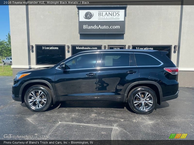 Midnight Black Metallic / Black 2016 Toyota Highlander XLE