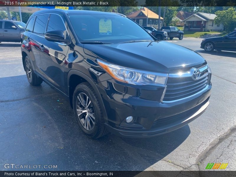 Midnight Black Metallic / Black 2016 Toyota Highlander XLE