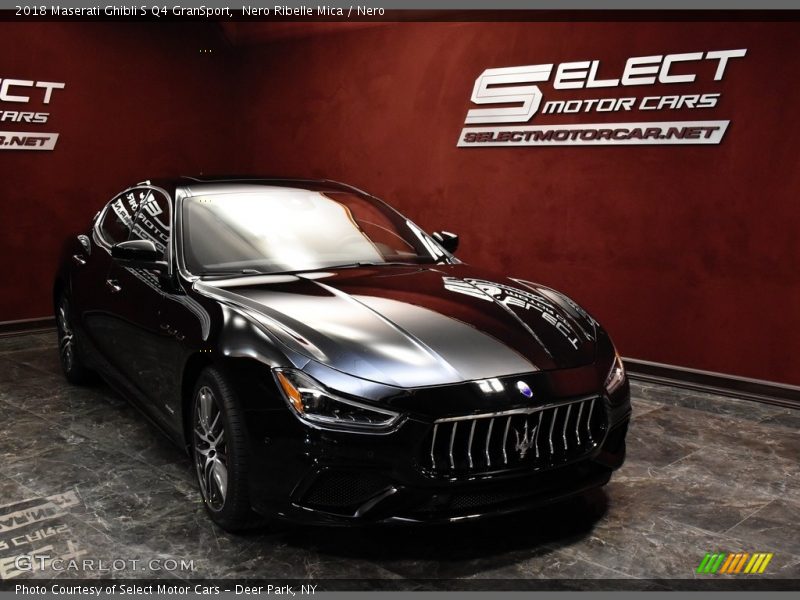 Nero Ribelle Mica / Nero 2018 Maserati Ghibli S Q4 GranSport
