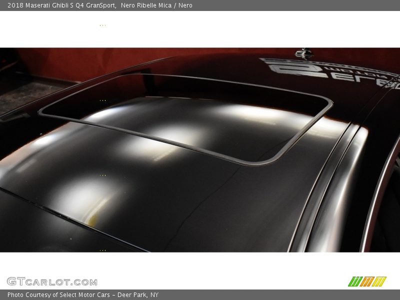 Nero Ribelle Mica / Nero 2018 Maserati Ghibli S Q4 GranSport