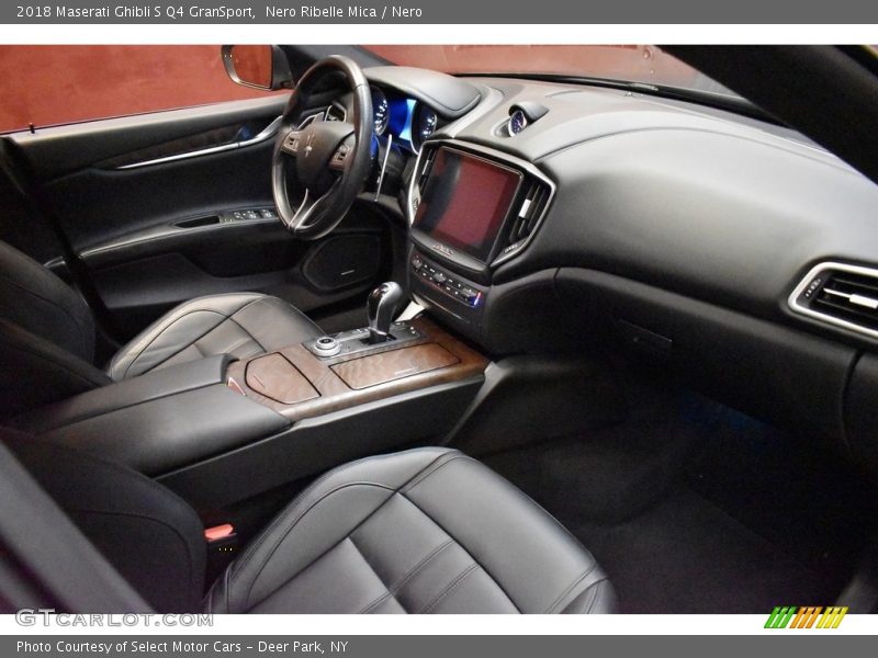 Nero Ribelle Mica / Nero 2018 Maserati Ghibli S Q4 GranSport