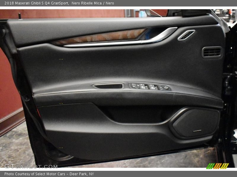 Nero Ribelle Mica / Nero 2018 Maserati Ghibli S Q4 GranSport