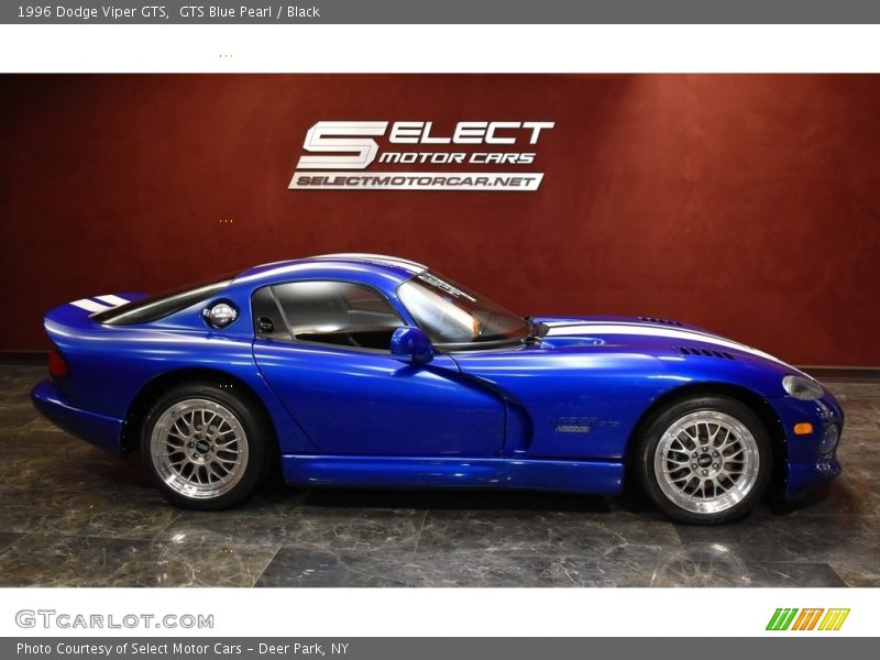 GTS Blue Pearl / Black 1996 Dodge Viper GTS