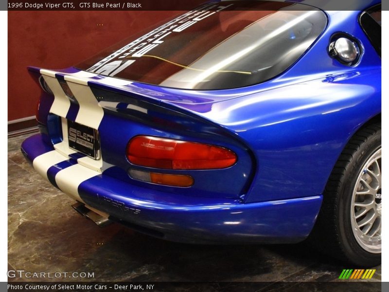 GTS Blue Pearl / Black 1996 Dodge Viper GTS