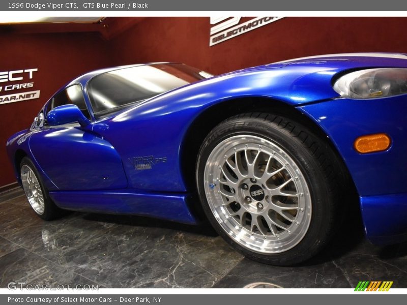 GTS Blue Pearl / Black 1996 Dodge Viper GTS