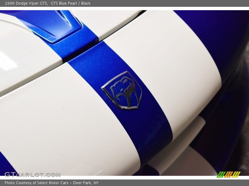 GTS Blue Pearl / Black 1996 Dodge Viper GTS
