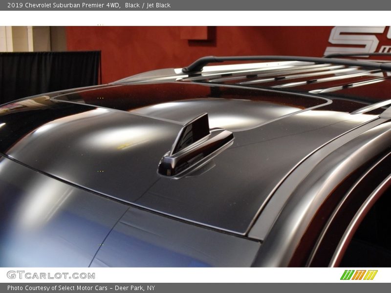 Black / Jet Black 2019 Chevrolet Suburban Premier 4WD