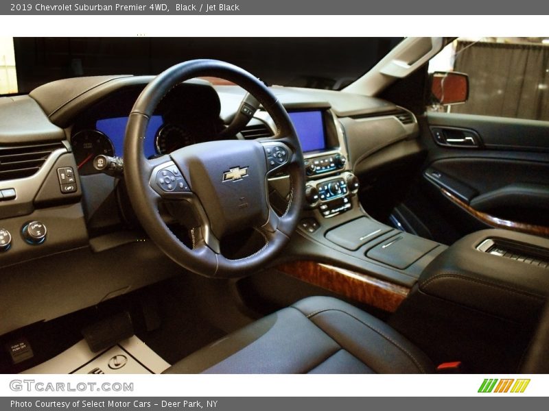 Black / Jet Black 2019 Chevrolet Suburban Premier 4WD