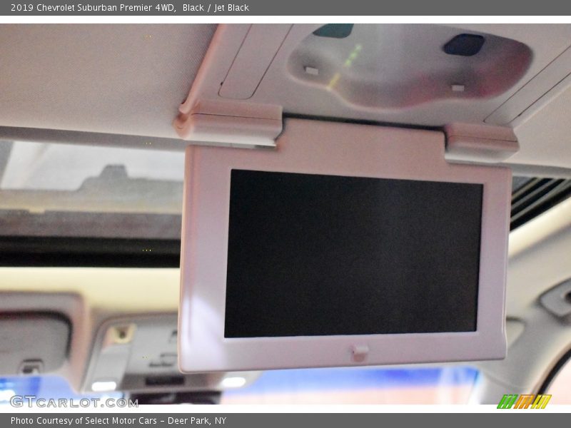 Black / Jet Black 2019 Chevrolet Suburban Premier 4WD