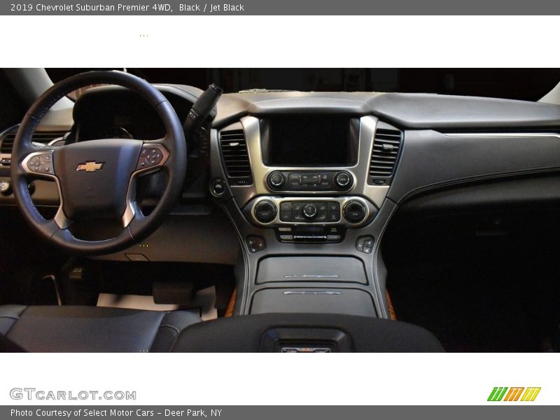 Black / Jet Black 2019 Chevrolet Suburban Premier 4WD