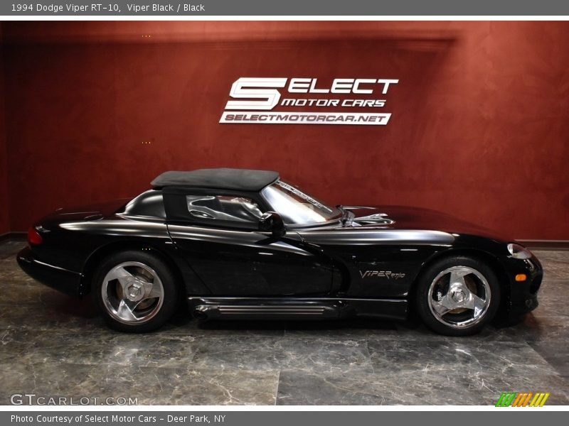 Viper Black / Black 1994 Dodge Viper RT-10