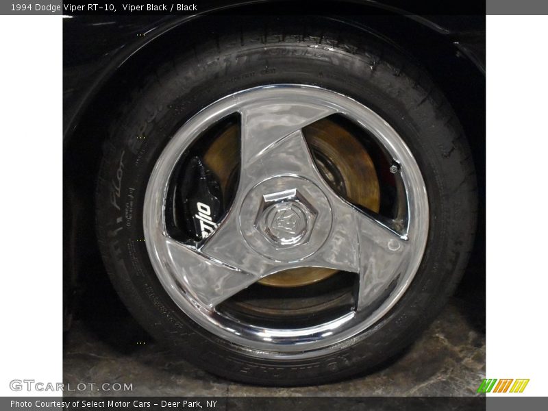 Viper Black / Black 1994 Dodge Viper RT-10