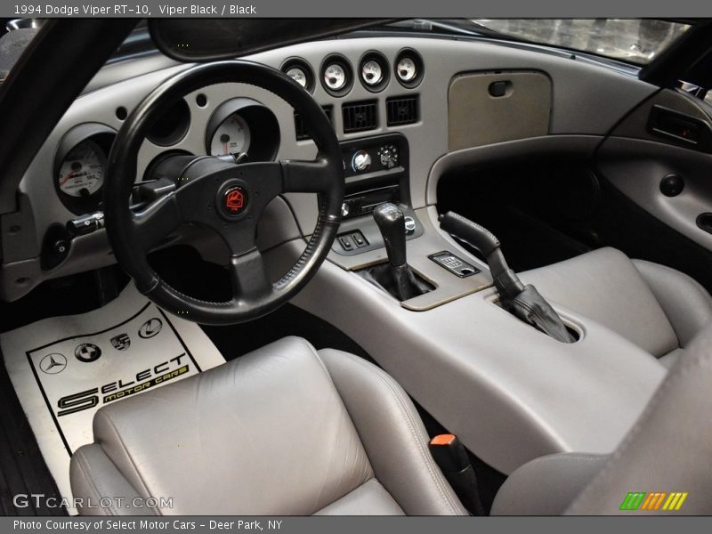 Viper Black / Black 1994 Dodge Viper RT-10