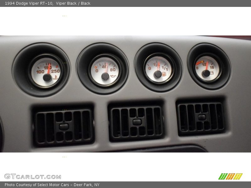 Viper Black / Black 1994 Dodge Viper RT-10