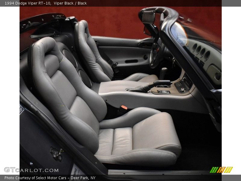 Viper Black / Black 1994 Dodge Viper RT-10
