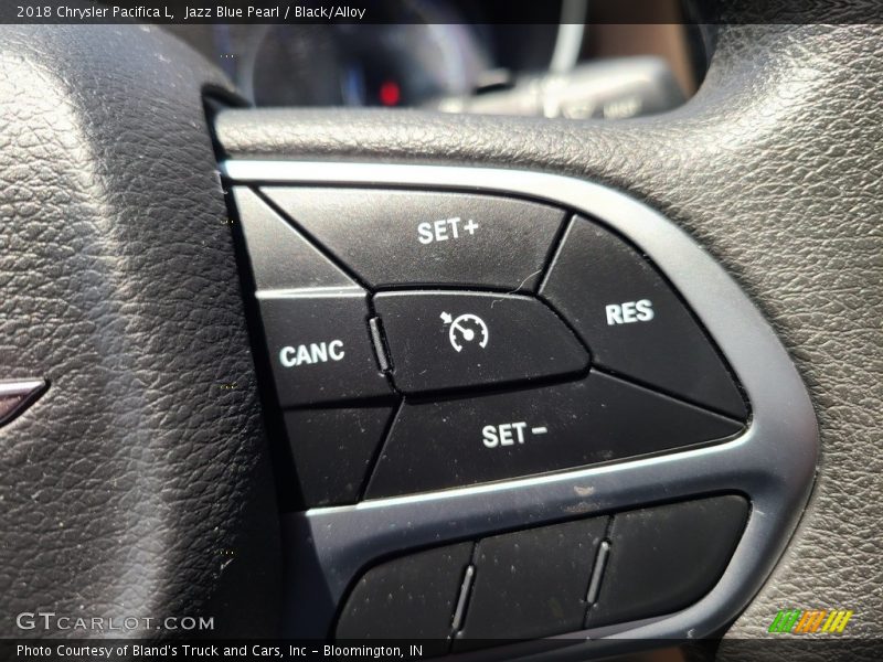 Jazz Blue Pearl / Black/Alloy 2018 Chrysler Pacifica L