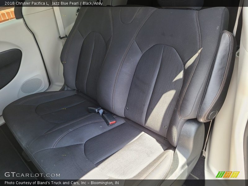 Jazz Blue Pearl / Black/Alloy 2018 Chrysler Pacifica L
