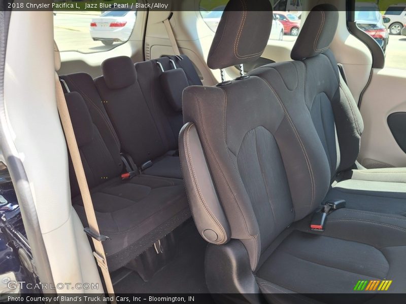 Jazz Blue Pearl / Black/Alloy 2018 Chrysler Pacifica L