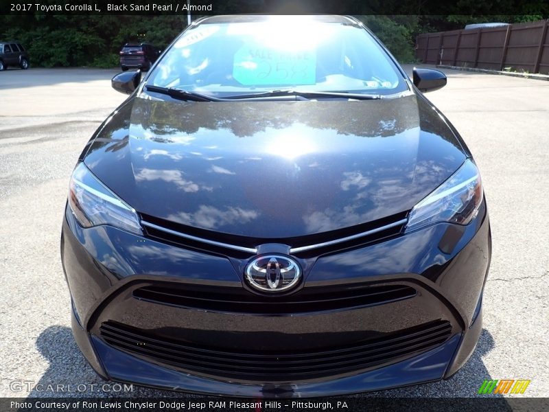 Black Sand Pearl / Almond 2017 Toyota Corolla L
