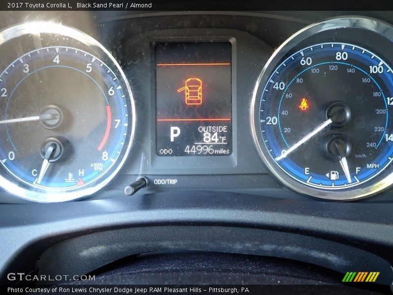Black Sand Pearl / Almond 2017 Toyota Corolla L